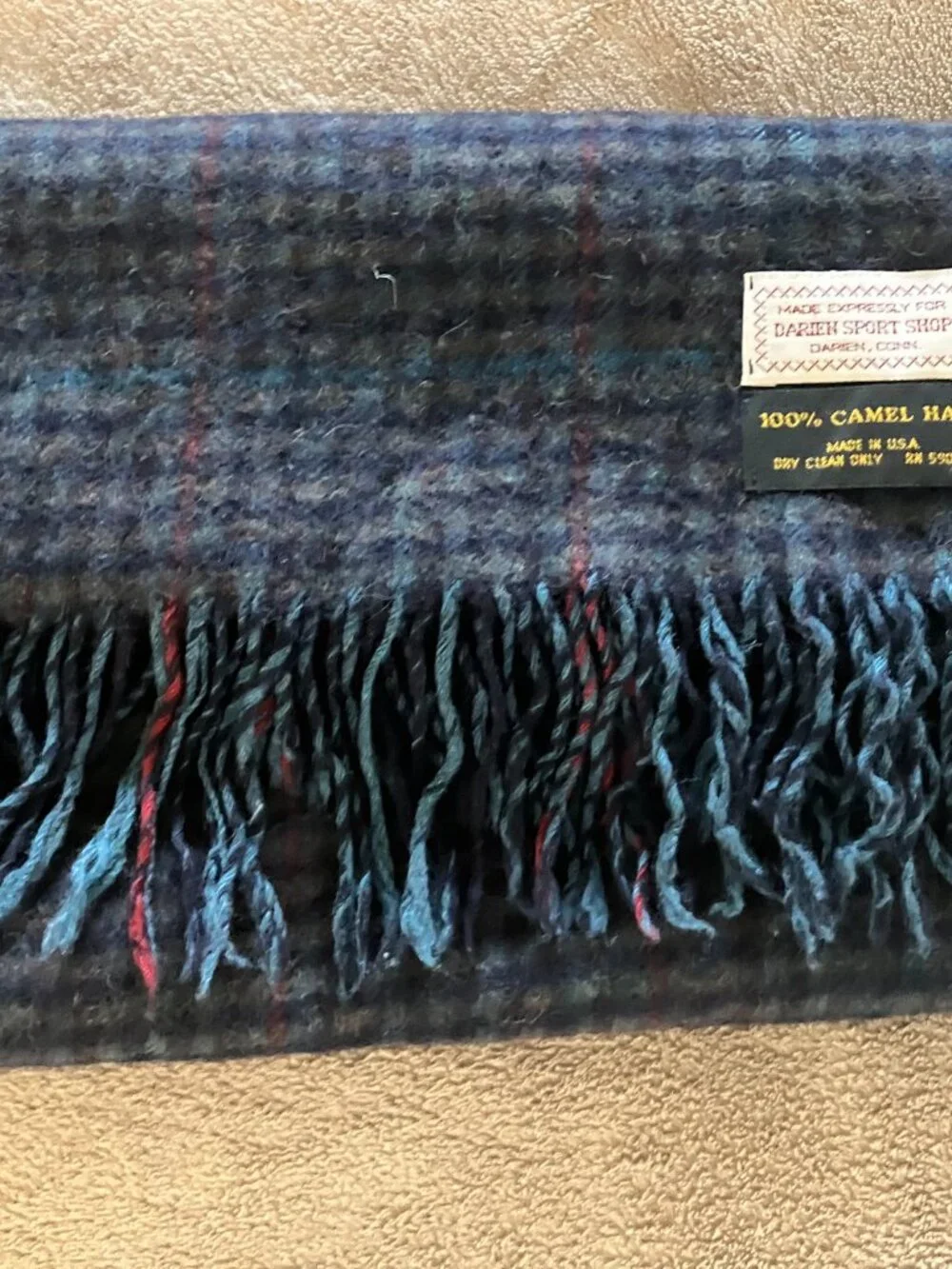 Darien Sport Shop 1. Pure Cashmere Scarf Hunter Greene 2. Houndstooh Camel Hair